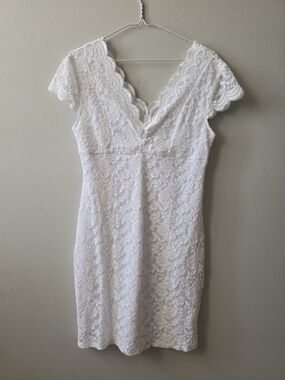 White Lace V-Neck Asymmetrical Women's Dress